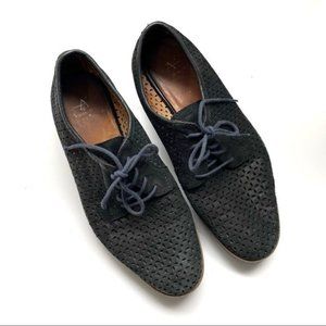 Aquatalia  Black Lace Up Shoes Size 8